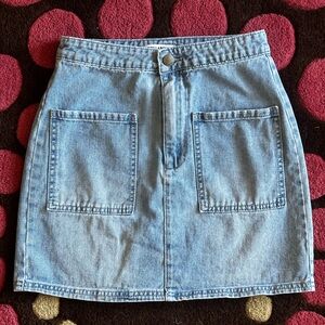 Billabong denim skirt size medium